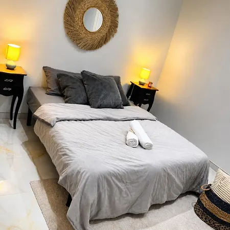 Вілла Large With Private Pool And Sauna Pmt37 Торрев'єха